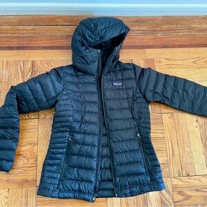 Patagonia Women's Black “Down Sweater Hoody” Puffer Jacket, Size Small